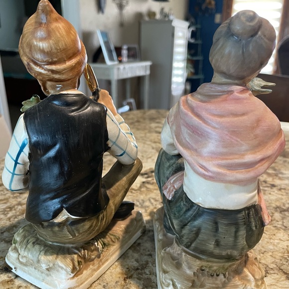 Norleans Grandma and Grandpa figurines - Picture 3 of 3